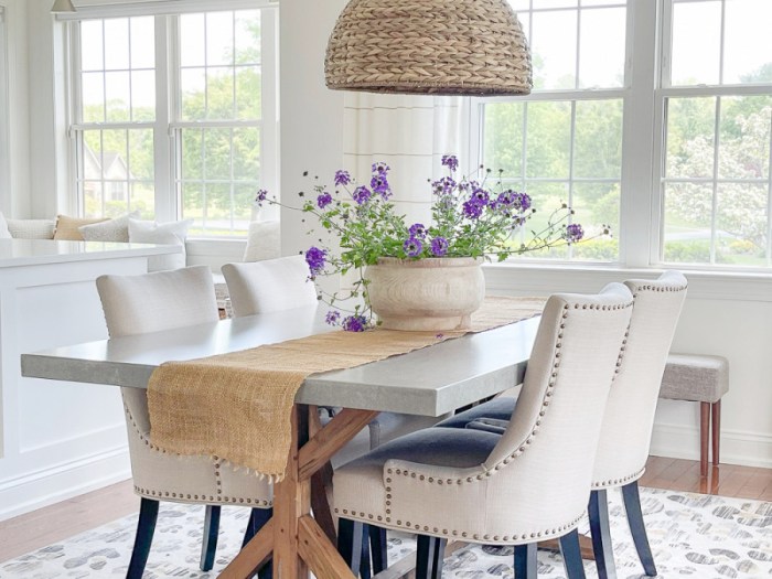 Decor for small dining table