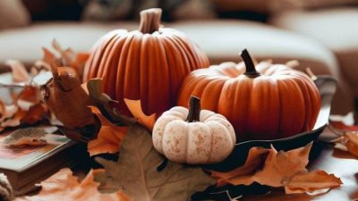 Autumn coffee table decor