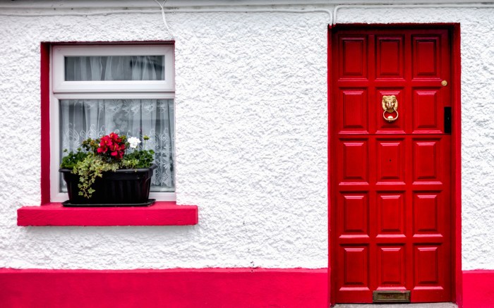 Wall decor above door