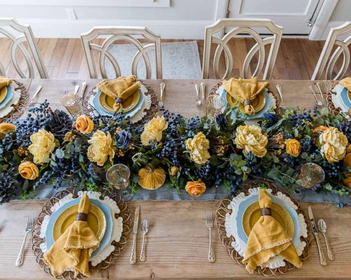 Blue thanksgiving table decor